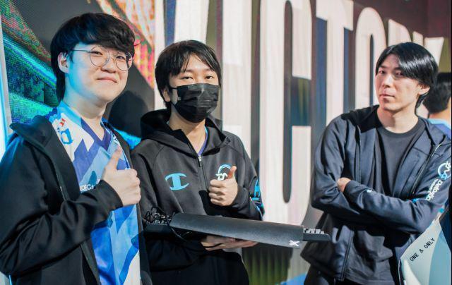 DFM绝地反击EDG，Peanut制霸全场