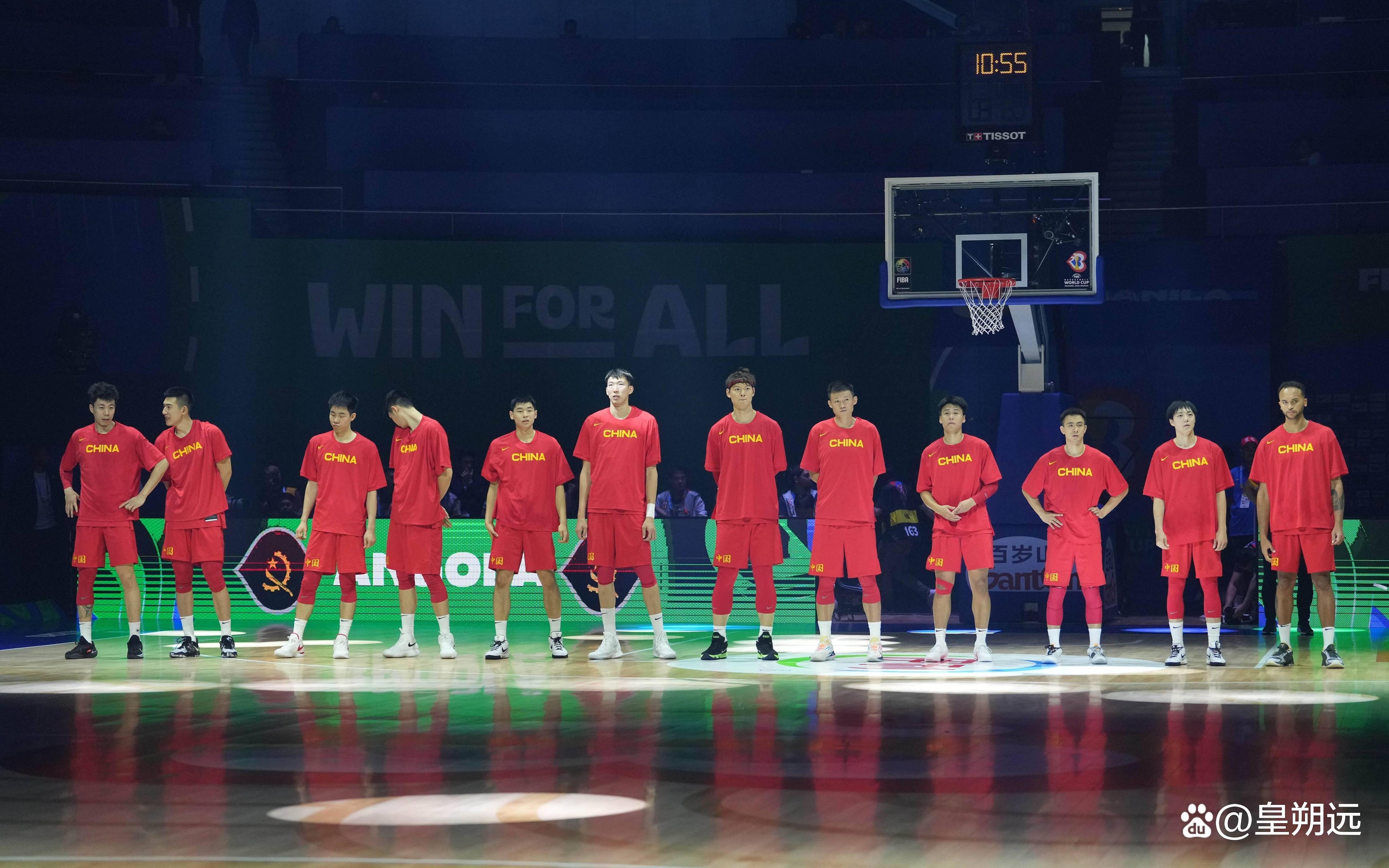 中国男篮完胜凯尔特人B队,哈里斯统治全场 中国男篮完胜凯尔特人B队,哈里斯统治全场