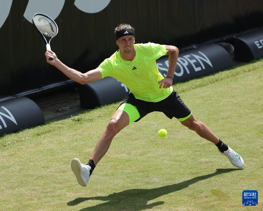 包含德国网球队力克法国网球队,兹维列夫绝境逆转的词条 包含德国网球队力克法国网球队,兹维列夫绝境逆转的词条