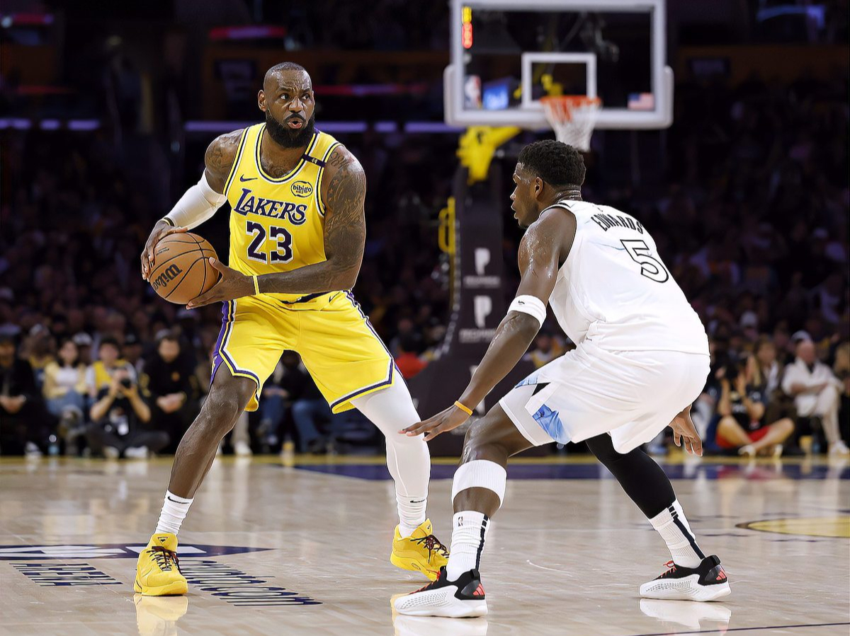 山东队绝杀湖人，约基奇关键制胜的简单介绍