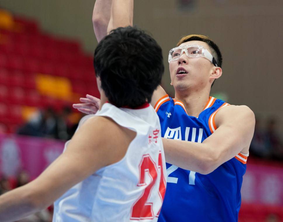 火箭翻盘吉林队，周琦状态火热