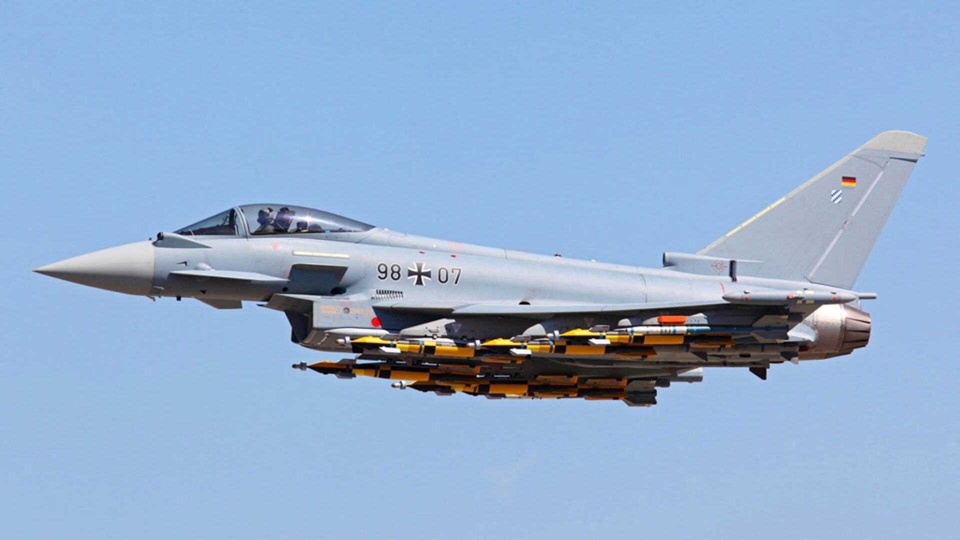 稳如泰山!广东队击败篮网,浓眉个人秀惊艳全场